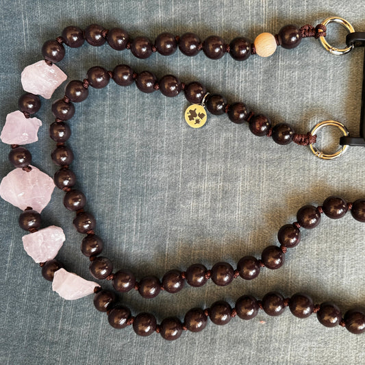 SOULBEADS CHAÎNE DE TÉLÉPHONE PORTABLE QUARTZ CHOCOLAT ROSE