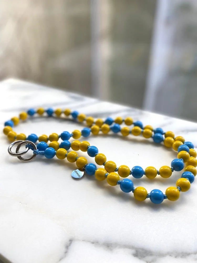 ukraine peace cellphone chain donation orphans Waisenkinder helfen Frieden blau gelb