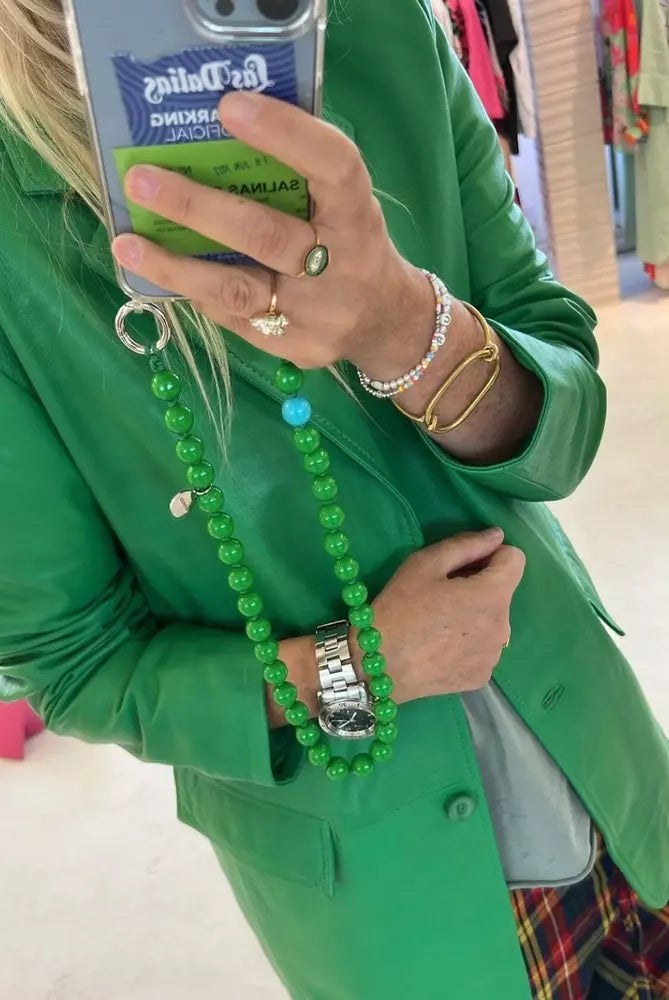 ICELAND SHORTIE cell phone chain SHORTIE UPBEADS mirror selfie