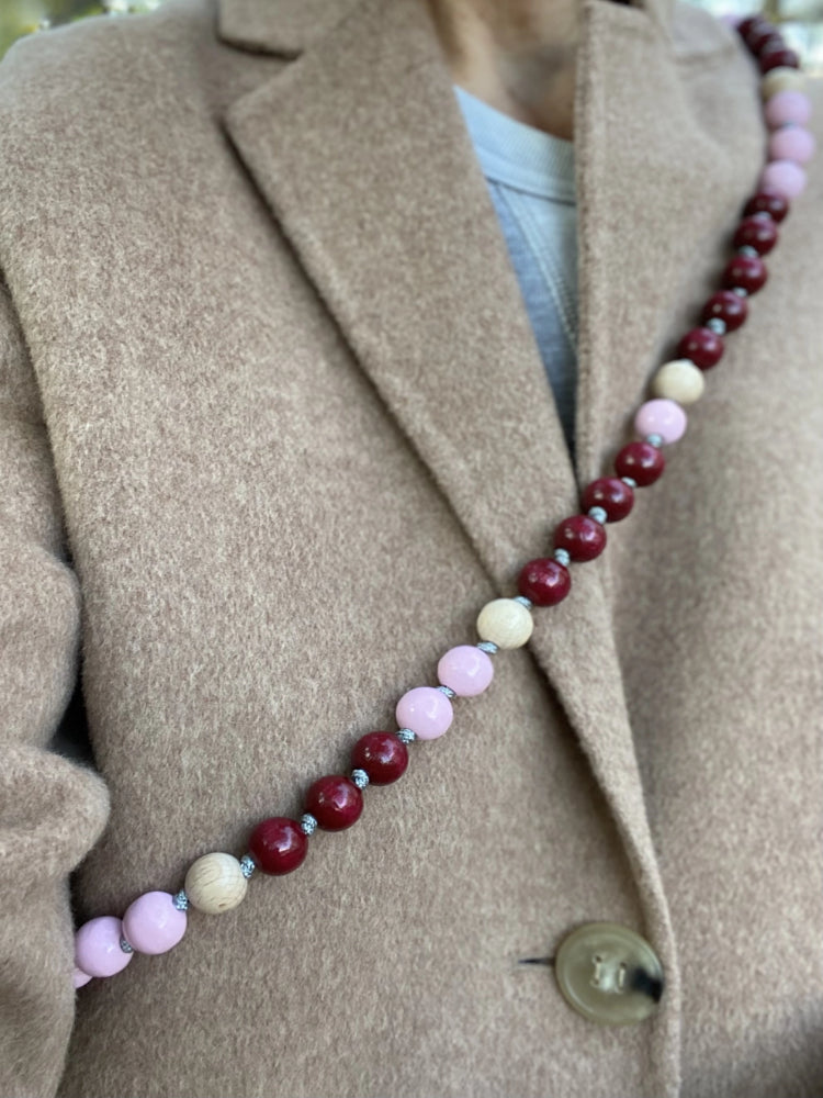 upbeads Autumn Holzperlen Handykette cellphone chain bunte Holzperlenkette upbeats upbeat Holzkugeln wooden beads