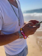 Load image into Gallery viewer, upbeads Mini Schlüsselkette keyholder Holzkugel Holzperlenkette Holzperlen cellphone chain keychain wooden bead chain