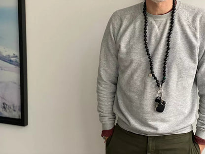 midi nightshift schwarz black wooden beads Holzperlen Holzkugel kids crossbody 100cm blue keychain Schlüsselkette Kette für Akkreditierung