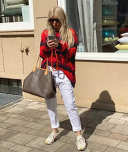 Laden Sie das Bild in den Galerie-Viewer, CHIMNEY SHORTIE cell phone chain SHORTIE UPBEADS